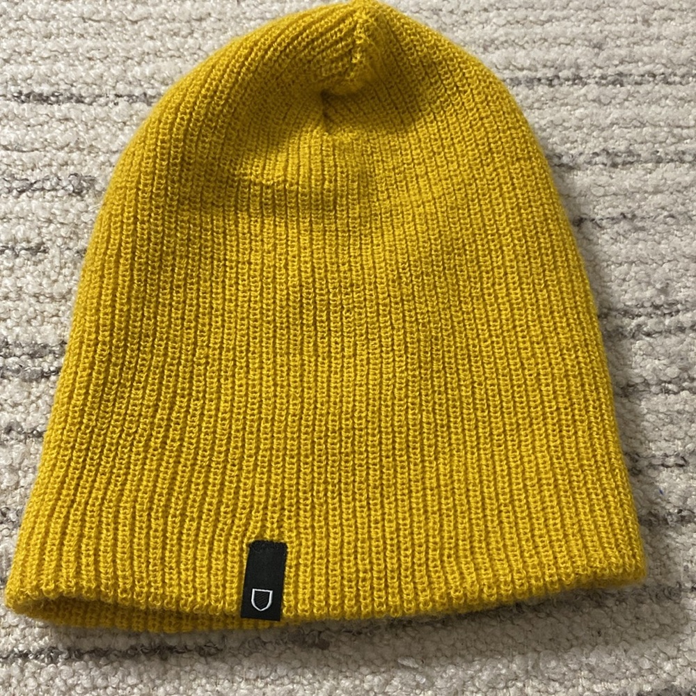 Beanie - Picture 3 of 4